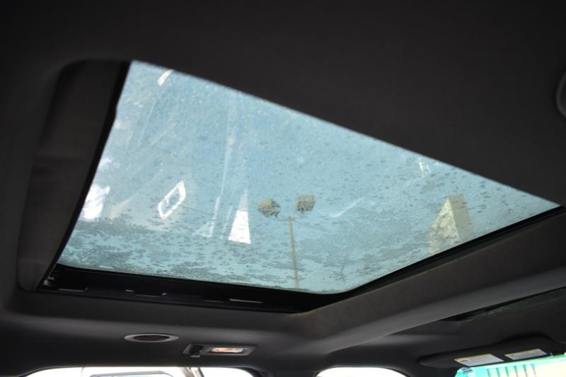 Ford Explorer 4WD 4dr XLT 2011