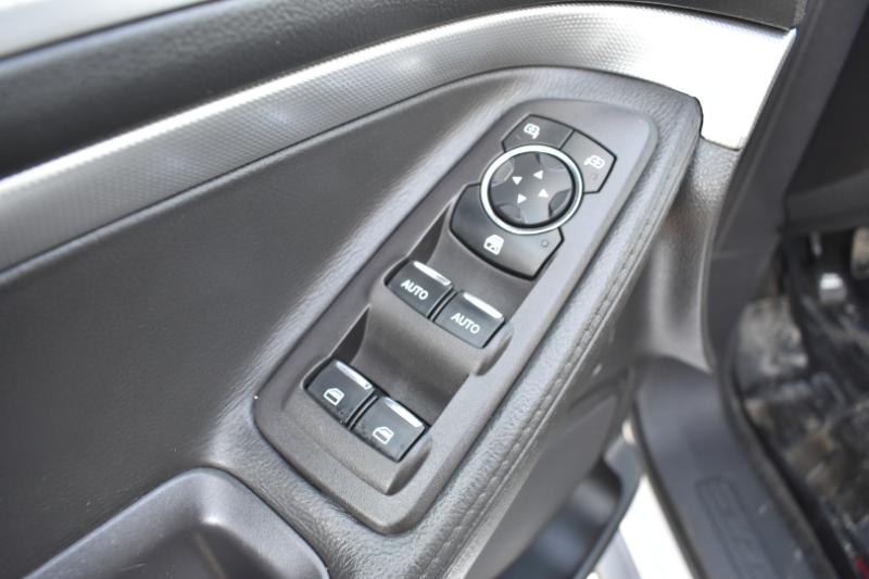 Ford Explorer 4WD 4dr XLT 2011