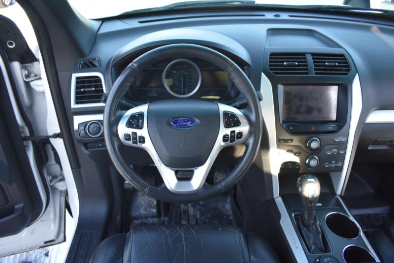 Ford Explorer 4WD 4dr XLT 2011