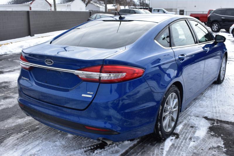 Ford Fusion SE FWD 2017