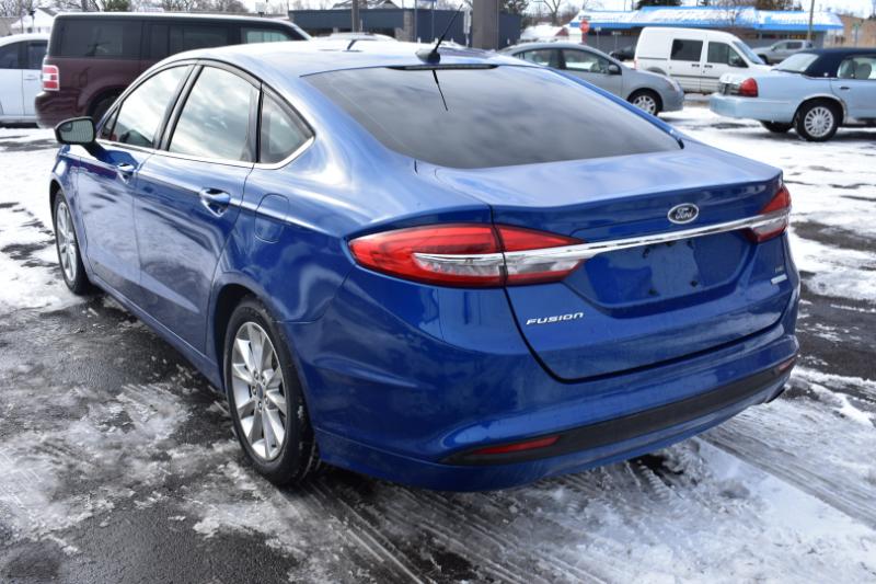 Ford Fusion SE FWD 2017