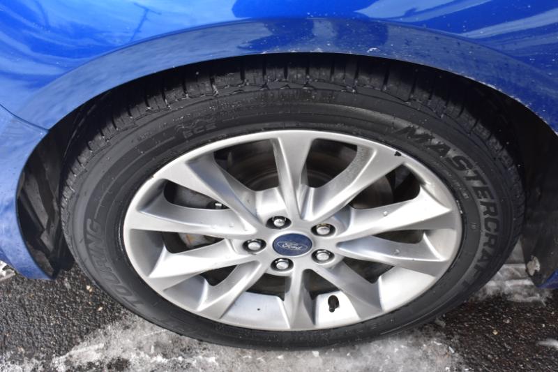 Ford Fusion SE FWD 2017