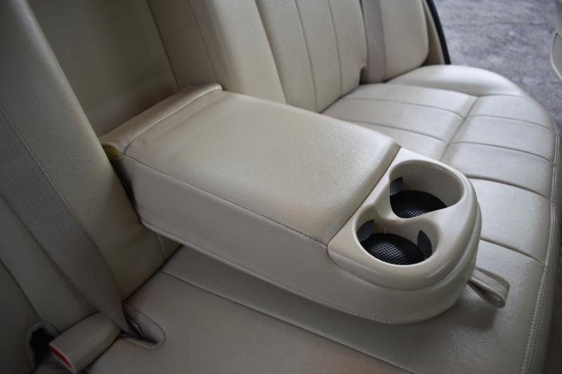 Mercury Grand Marquis 4dr Sdn LS 2009