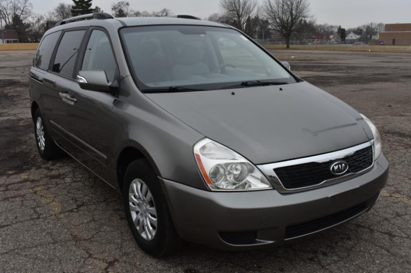 Kia Sedona 4dr LWB LX 2011