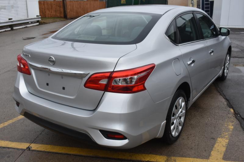 Nissan Sentra S CVT 2019