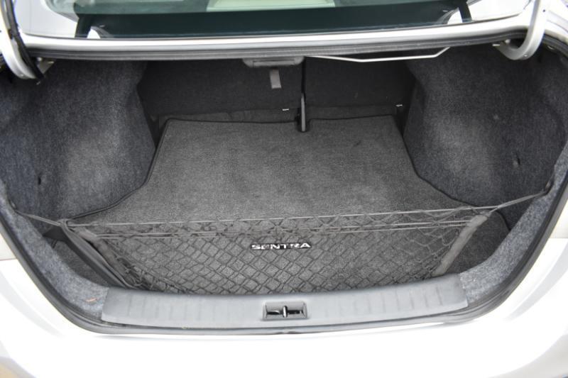 Nissan Sentra S CVT 2019