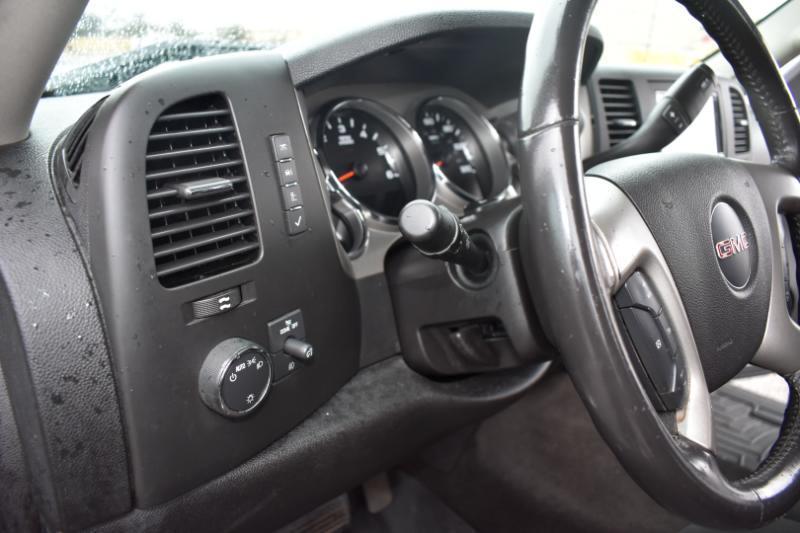 GMC Sierra 1500 4WD Ext Cab 143.5" SLE 2013