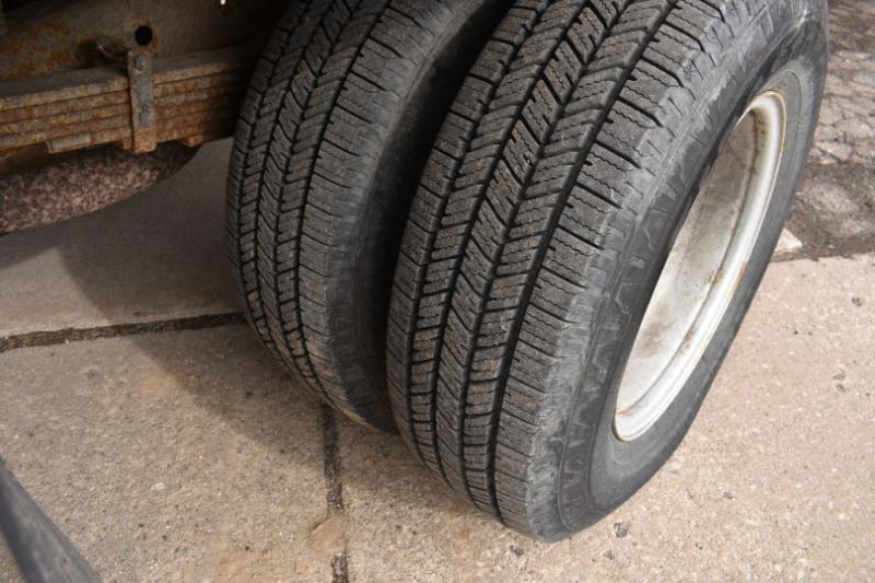 Chevrolet Express Commercial Cutaway 139" WB C6Y SRW 2007