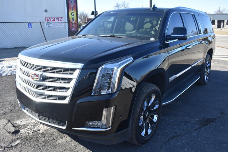 Cadillac Escalade ESV 4WD 4dr Luxury 2019