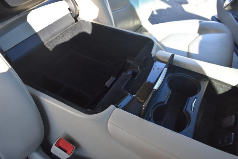 Cadillac Escalade ESV 4WD 4dr Luxury 2019