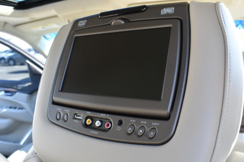 Cadillac Escalade ESV 4WD 4dr Luxury 2019