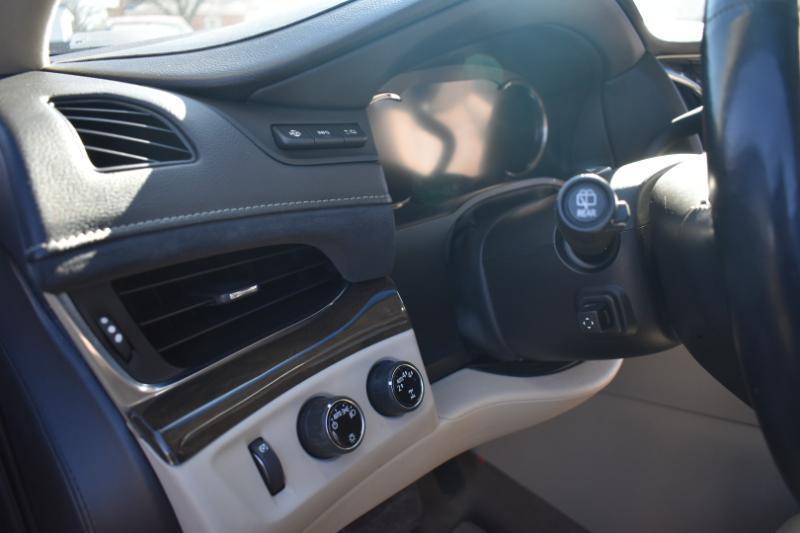 Cadillac Escalade ESV 4WD 4dr Luxury 2019