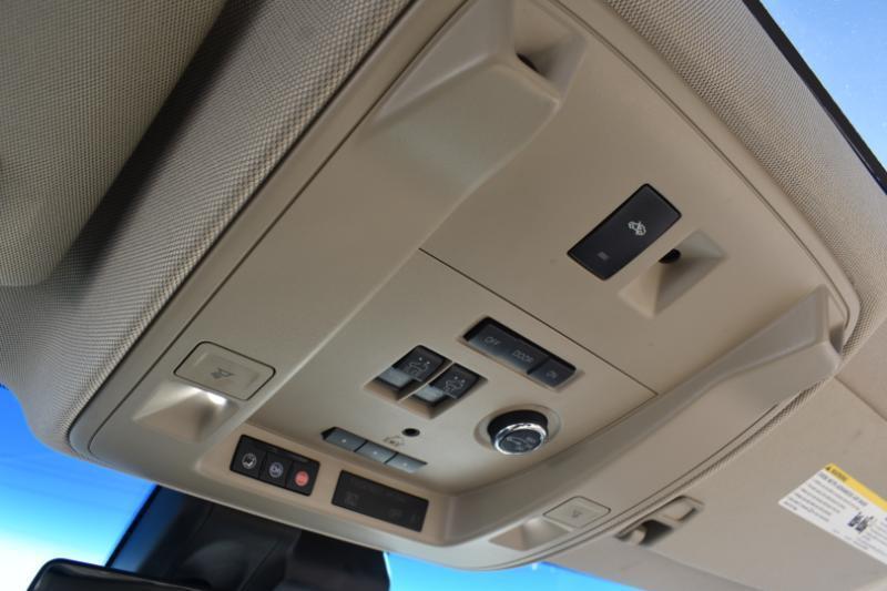 Cadillac Escalade ESV 4WD 4dr Luxury 2019