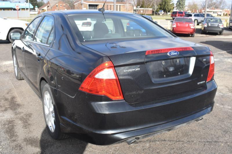 Ford Fusion 4dr Sdn SE FWD 2012