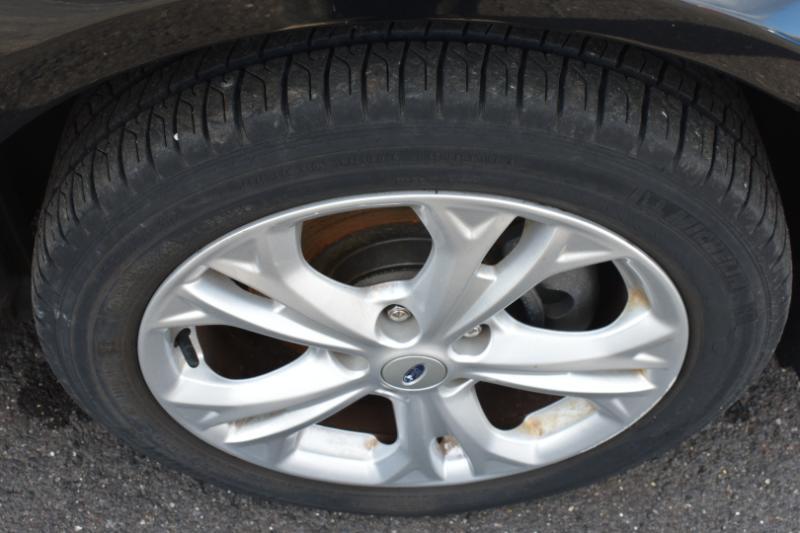 Ford Fusion 4dr Sdn SE FWD 2012