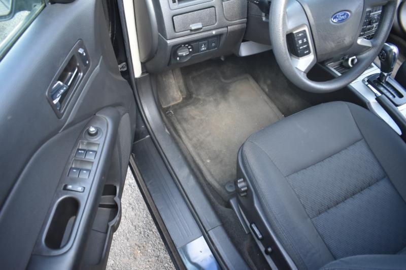 Ford Fusion 4dr Sdn SE FWD 2012