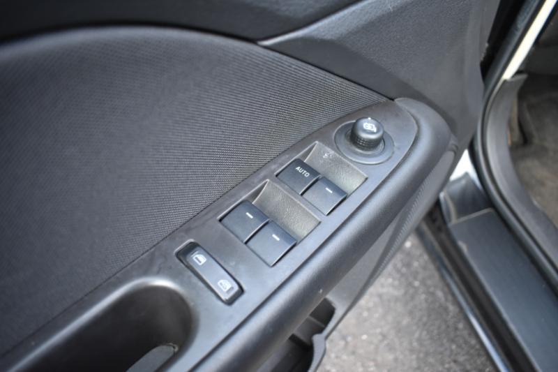 Ford Fusion 4dr Sdn SE FWD 2012