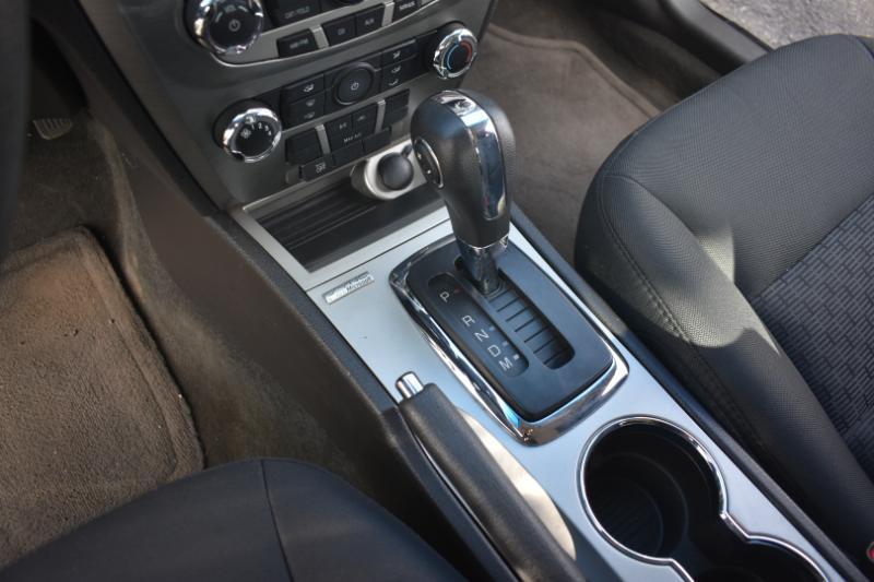 Ford Fusion 4dr Sdn SE FWD 2012