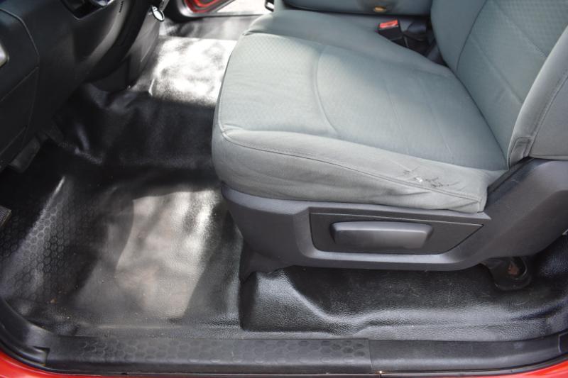 RAM 1500 4WD Reg Cab 140.5" Tradesman 2014