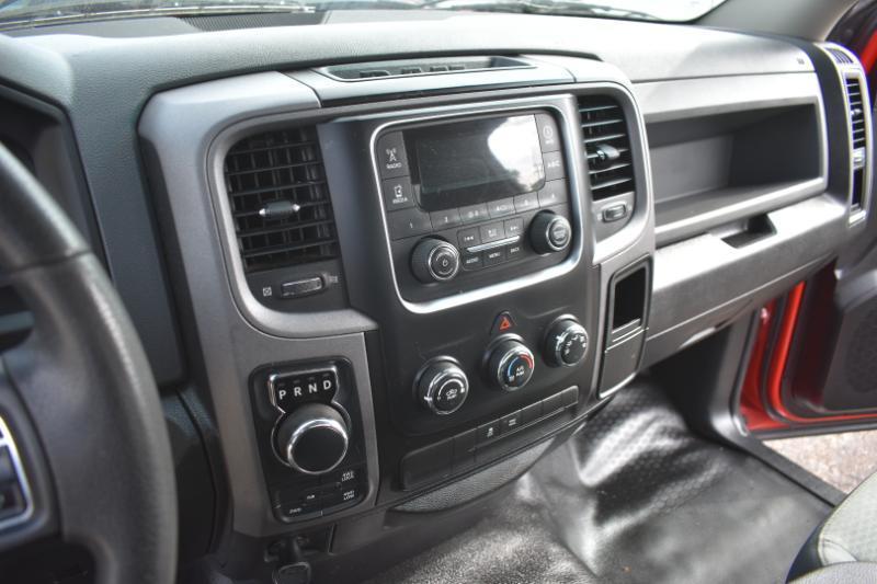 RAM 1500 4WD Reg Cab 140.5" Tradesman 2014