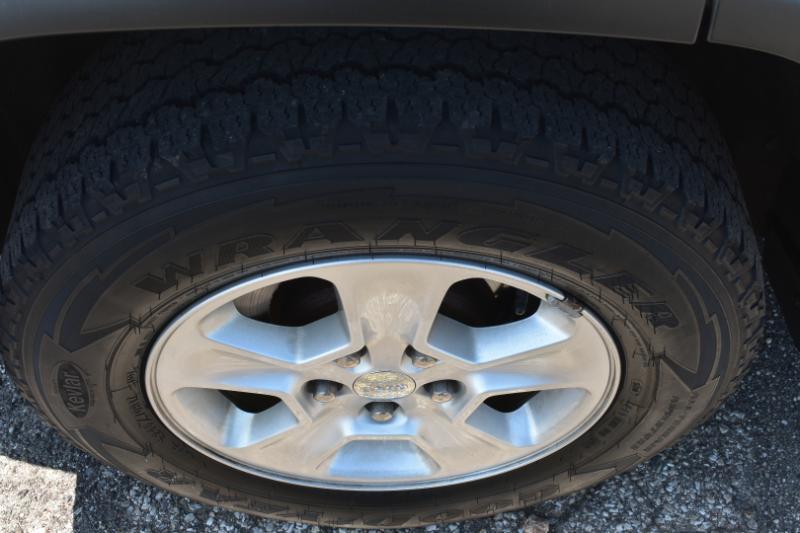 Jeep Grand Cherokee 4WD 4dr Laredo 2015