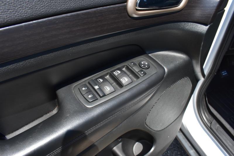 Jeep Grand Cherokee 4WD 4dr Laredo 2015