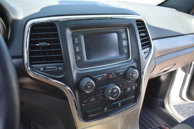 Jeep Grand Cherokee 4WD 4dr Laredo 2015