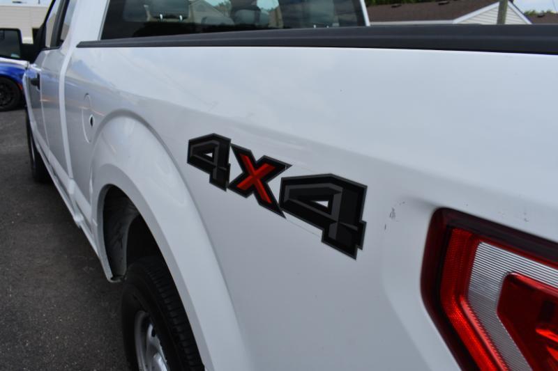 Ford F-150 Lariat 4WD SuperCab 8' Box 2018