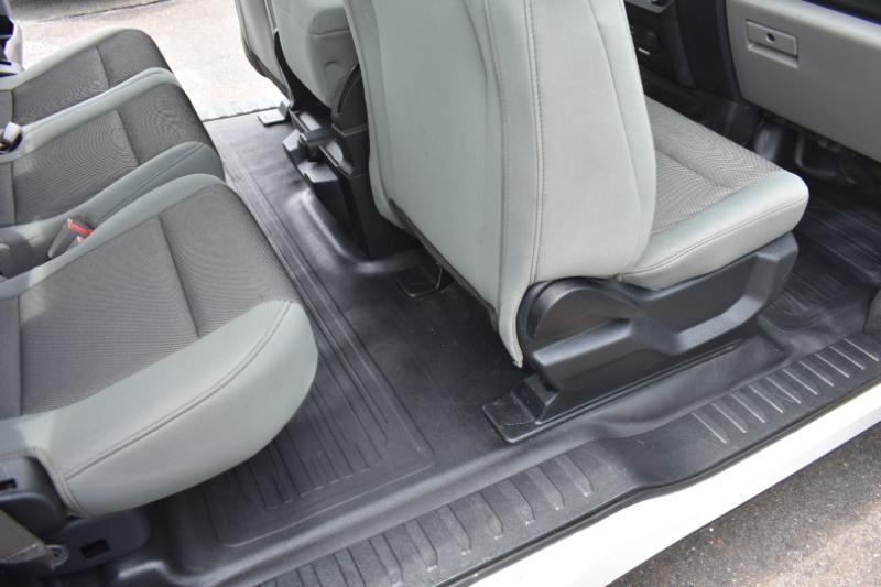 Ford F-150 Lariat 4WD SuperCab 8' Box 2018