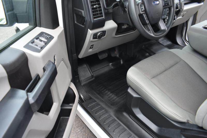 Ford F-150 Lariat 4WD SuperCab 8' Box 2018