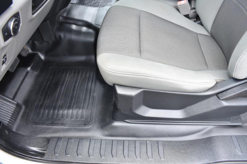 Ford F-150 Lariat 4WD SuperCab 8' Box 2018