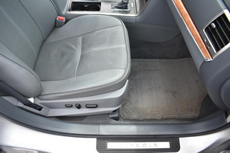Lincoln MKZ 4dr Sdn FWD 2010