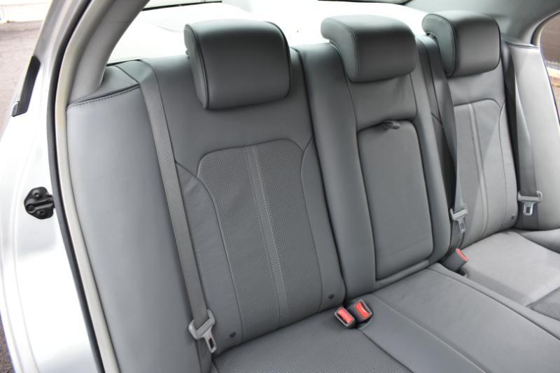 Lincoln MKZ 4dr Sdn FWD 2010