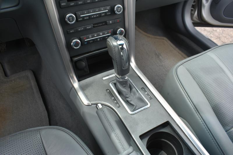 Lincoln MKZ 4dr Sdn FWD 2010