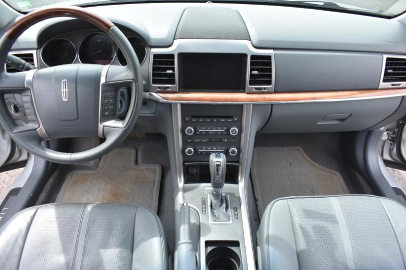Lincoln MKZ 4dr Sdn FWD 2010