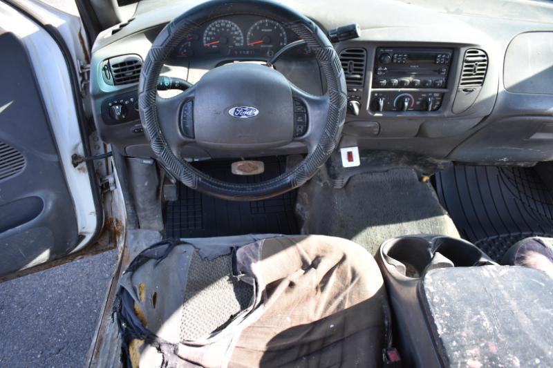 Ford F-150 SuperCrew 139" King Ranch 4WD 2003