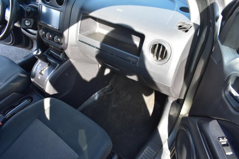Jeep Compass FWD 4dr Sport 2012