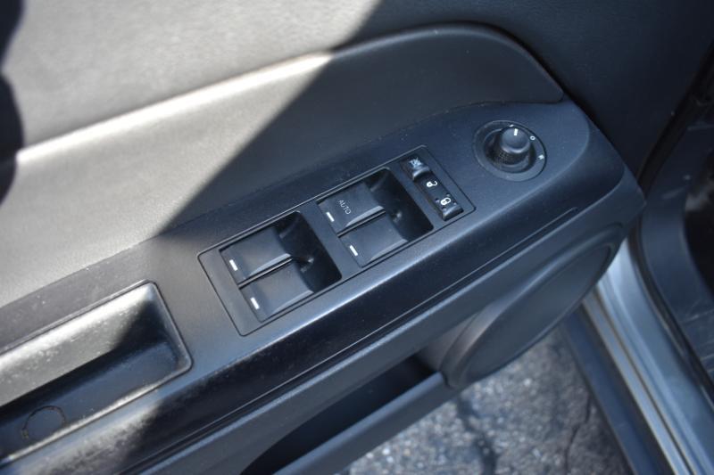 Jeep Compass FWD 4dr Sport 2012