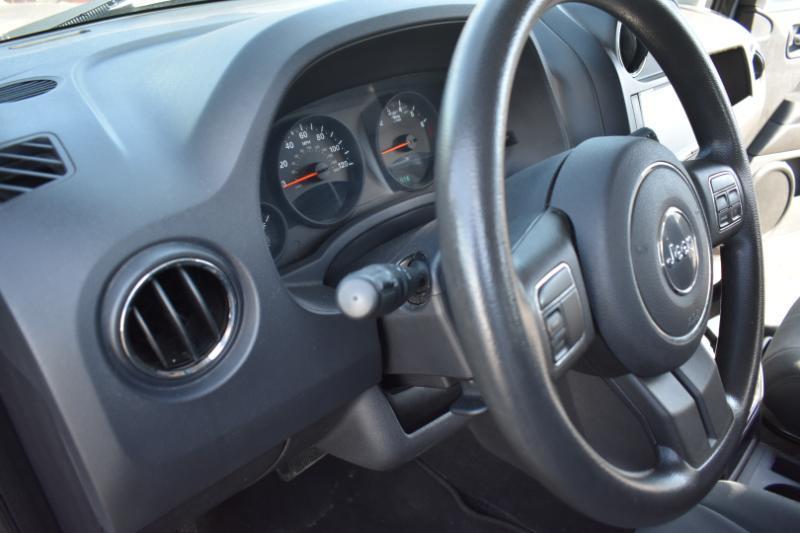 Jeep Compass FWD 4dr Sport 2012