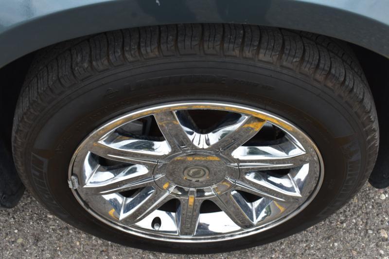 Chrysler 300 300C Platinum RWD 2005