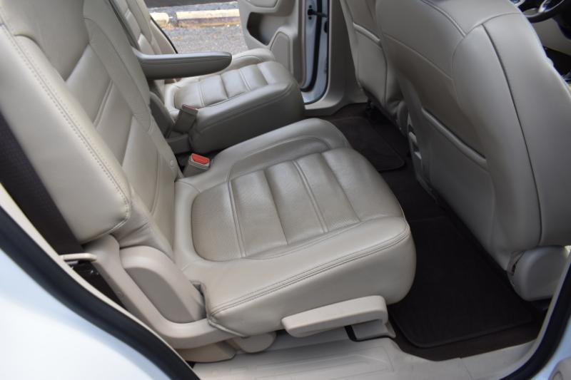 GMC Acadia FWD 4dr Denali 2017