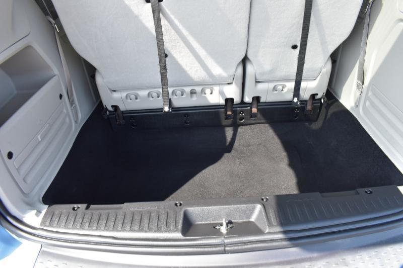 Chrysler Town & Country 4dr Wgn Touring-L 2013
