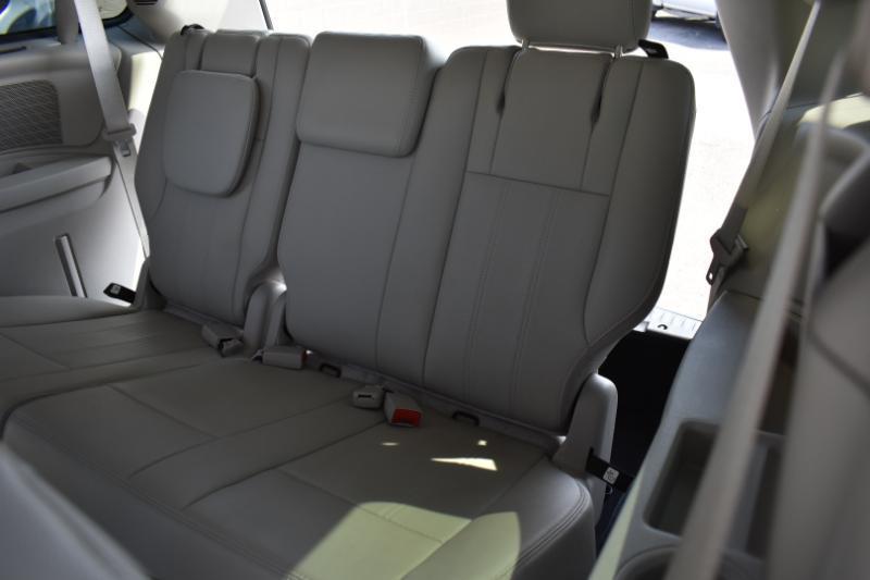 Chrysler Town & Country 4dr Wgn Touring-L 2013