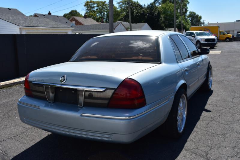Mercury Grand Marquis 4dr Sdn LS 2010