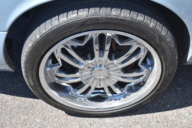 Mercury Grand Marquis 4dr Sdn LS 2010