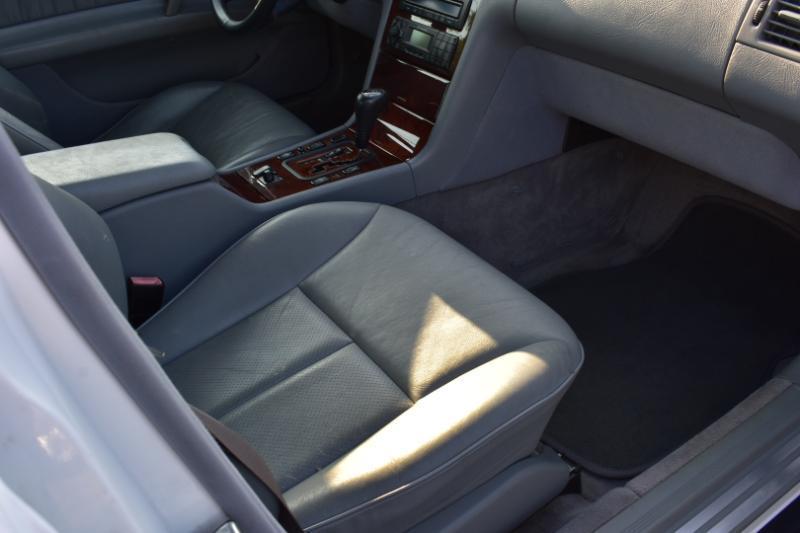 Mercedes-Benz E-Class 4dr Sdn 3.2L 1999