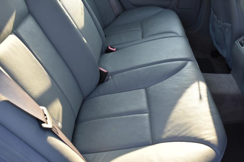 Mercedes-Benz E-Class 4dr Sdn 3.2L 1999