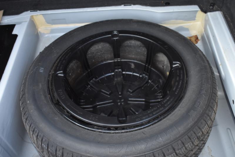 Mercedes-Benz E-Class 4dr Sdn 3.2L 1999