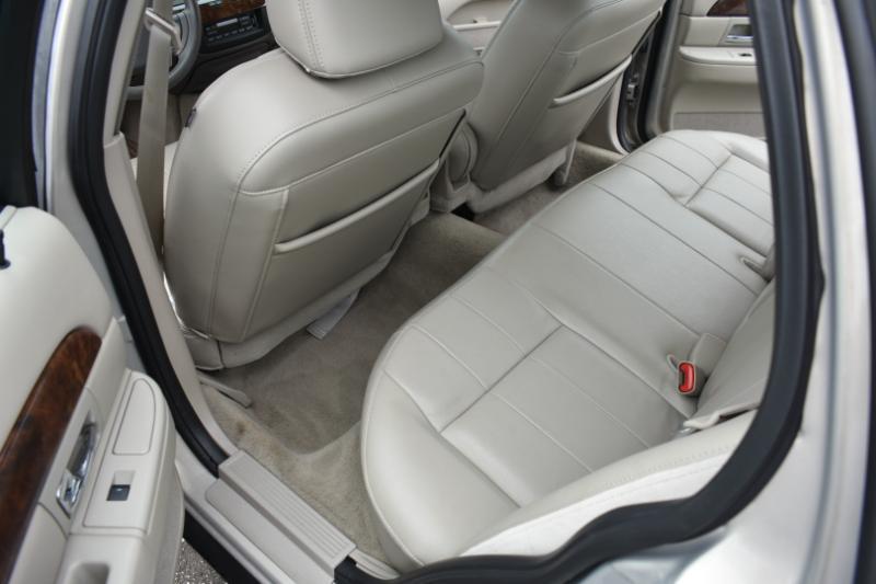 Mercury Grand Marquis 4dr Sdn LS 2010
