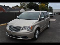 2013 Chrysler Town & Country 
